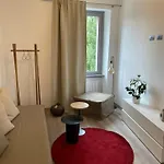 Flora Inn, Ca' Baion شقة *