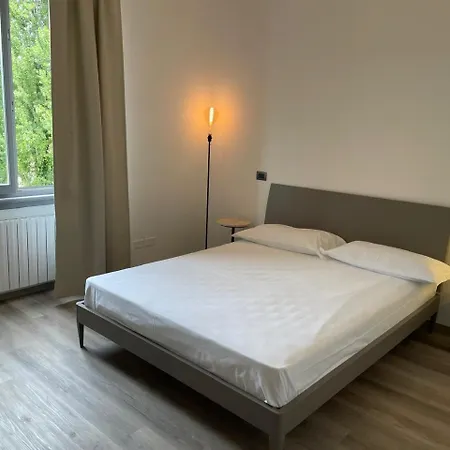Flora Inn, Ca' Baion * بيرغامو